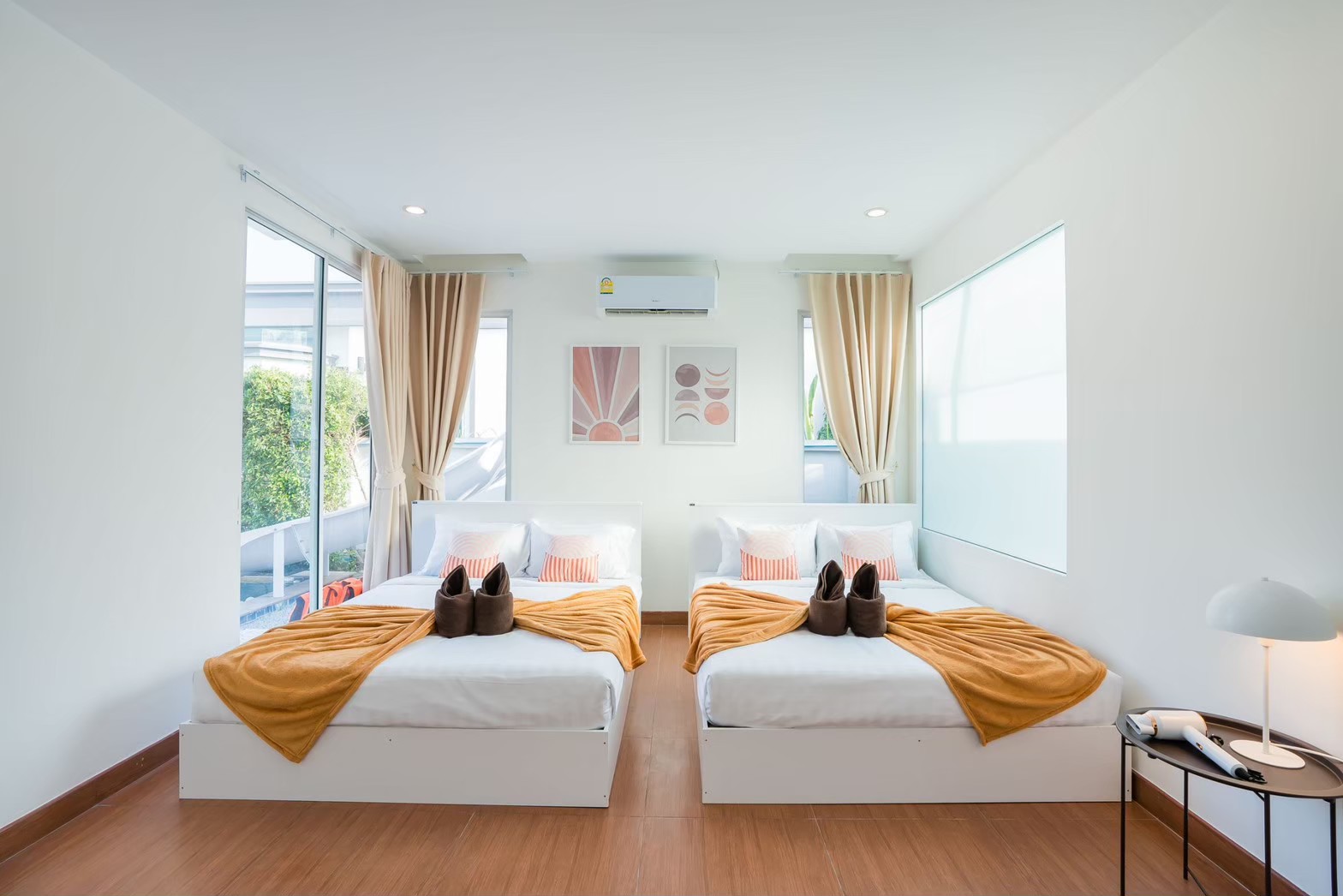 Sunset House